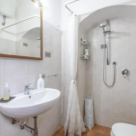 בית נופש Loft Orsini - *